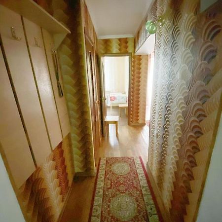 Квартира Напротив Аэропорта Leilighet Turksib Eksteriør bilde
